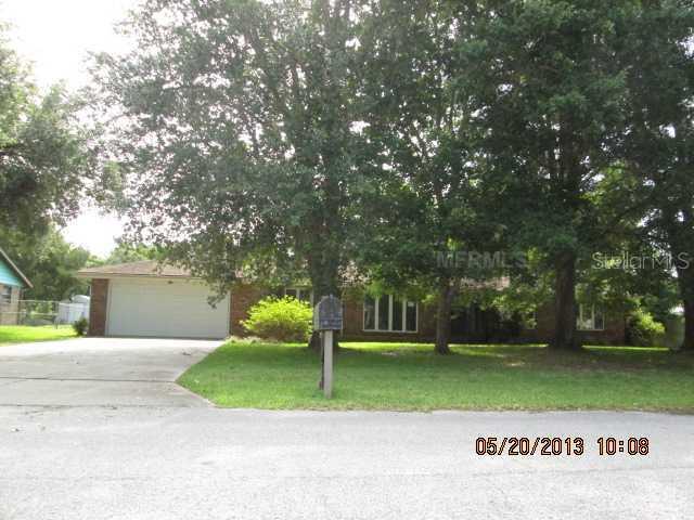 28822 Tammi Dr., Tavares, FL 32778