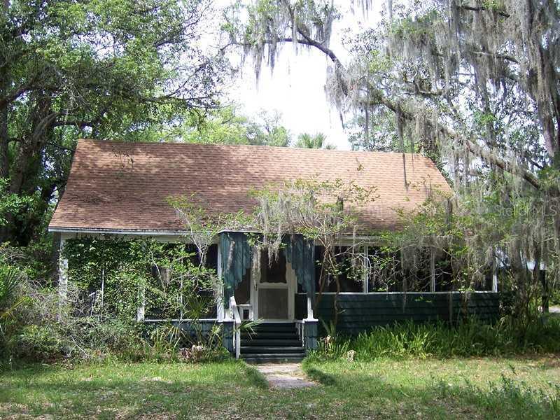 135 Lake Proctor Rd., Geneva, FL 32732