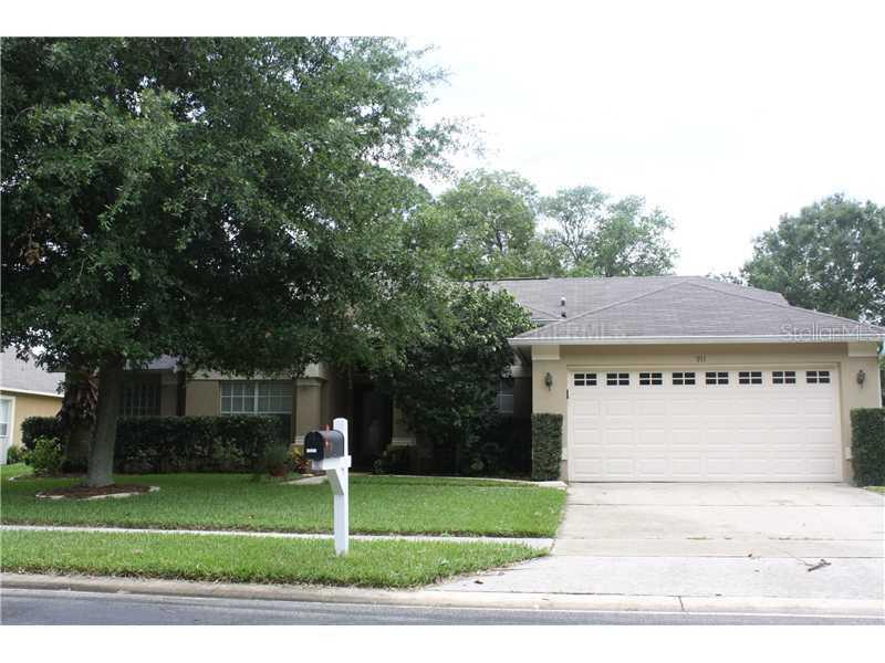 911 Moonluster Dr., Casselberry, FL 32707