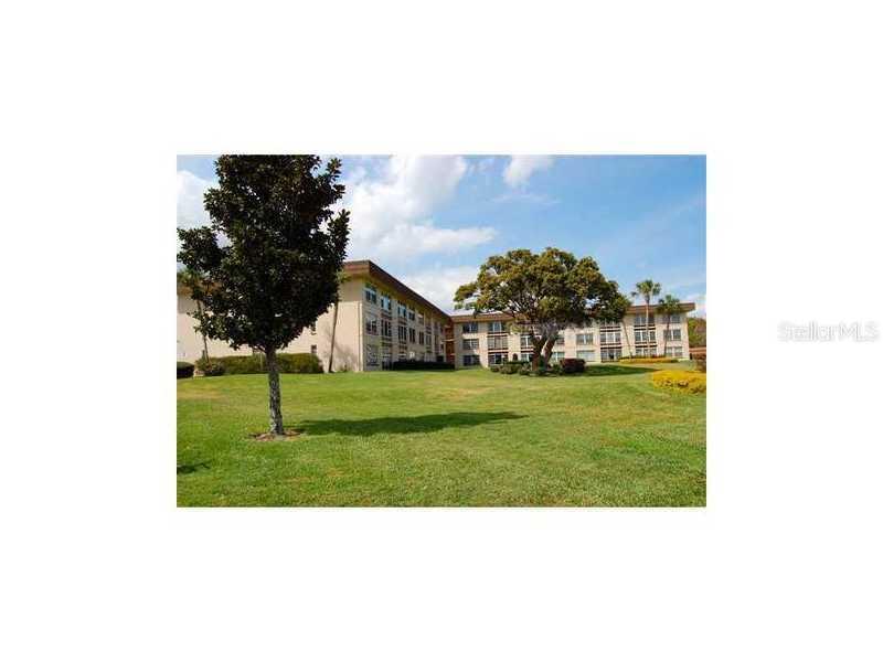 333 Lake Howard Dr. #201C, Winter Haven, FL 33880