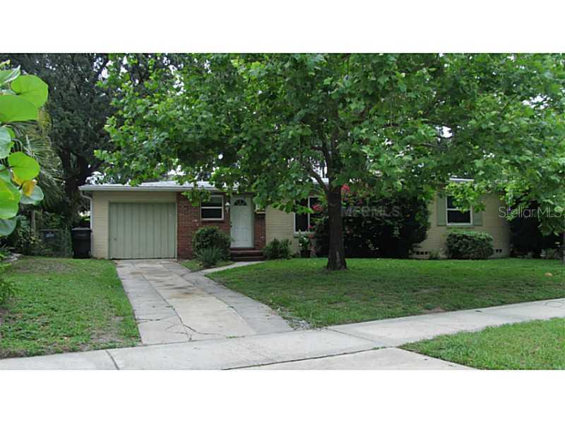 915 Mayfair Cir., Orlando, FL 32803