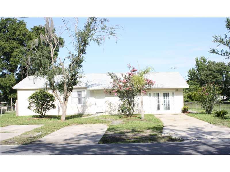 214 N Thompson Rd., Apopka, FL 32703