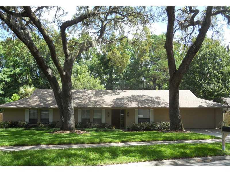 203 Hickory Dr., Longwood, FL 32779