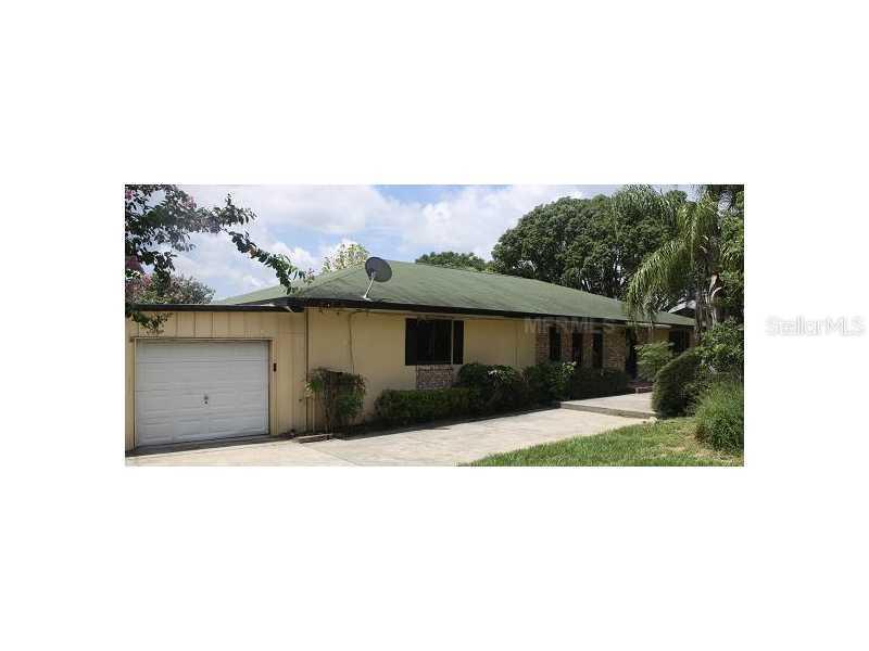 15724 Dora Ave., Tavares, FL 32778