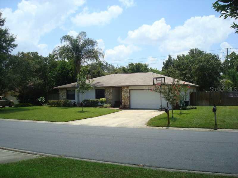228 Cambridge Dr., Longwood, FL 32779