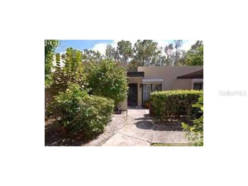 202 Pinebrook Dr., Fort Myers, FL 33907