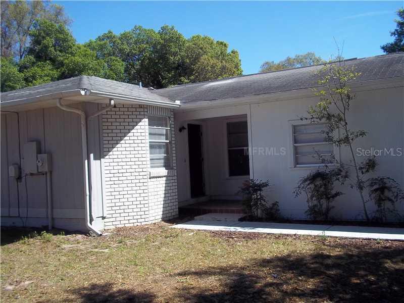 2423 South Ave., Leesburg, FL 34748