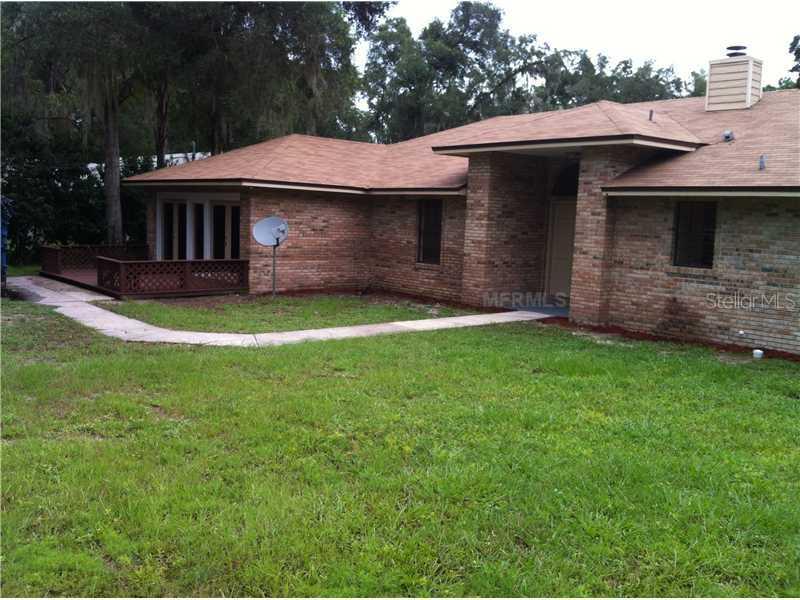 281 4 St., Geneva, FL 32732
