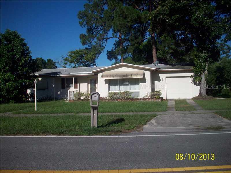 1146 Whitewood Dr., Deltona, FL 32725