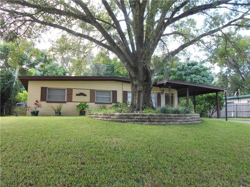 124 W Lauren Ct., Fern Park, FL 32730