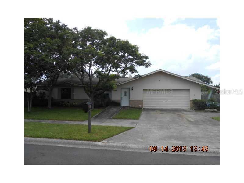 2732 Middle St., Orlando, FL 32807