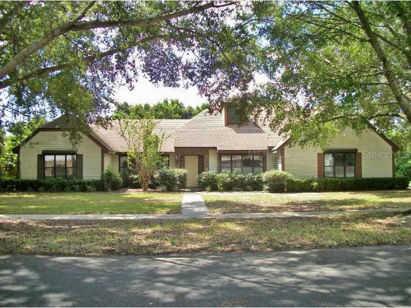 2301 Amherst Ln., Mount Dora, FL 32757