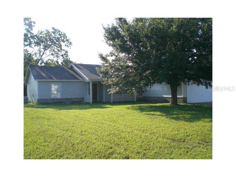 697 Cheltenham Ave., Deltona, FL 32738