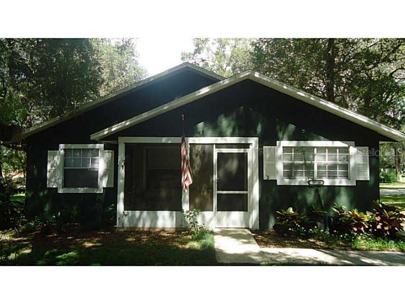 30550 Apawamis Dr., Sorrento, FL 32776