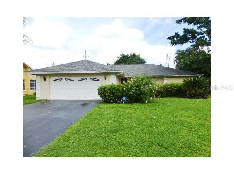 4179 Golden Gate Pkwy., Naples, FL 34116