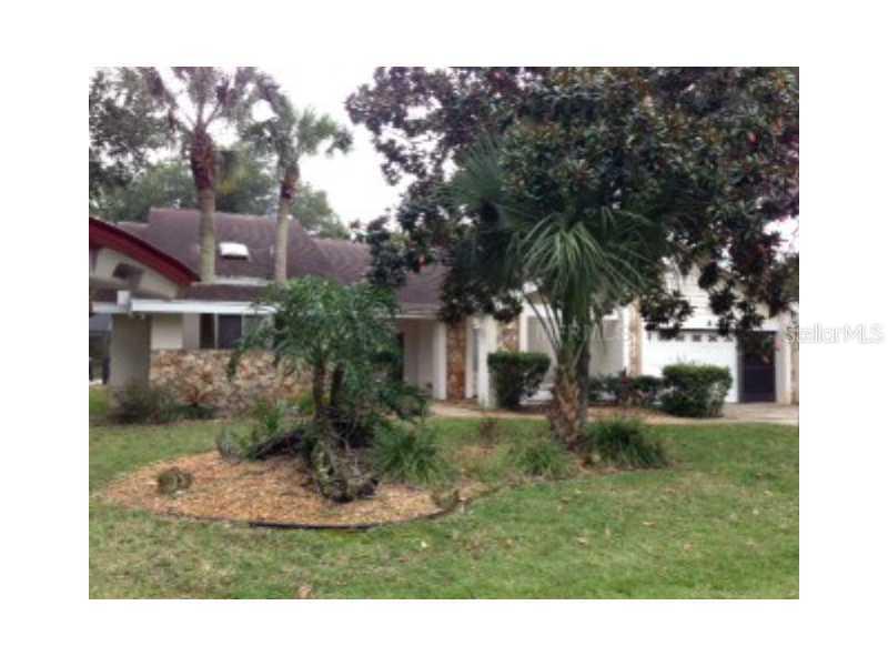 8 Whitney Pl, Palm Coast, FL 32164