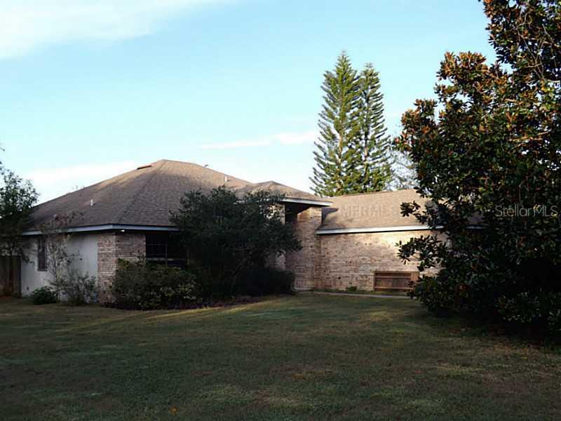 8017 Earlwood Ave., Mount Dora, FL 32757