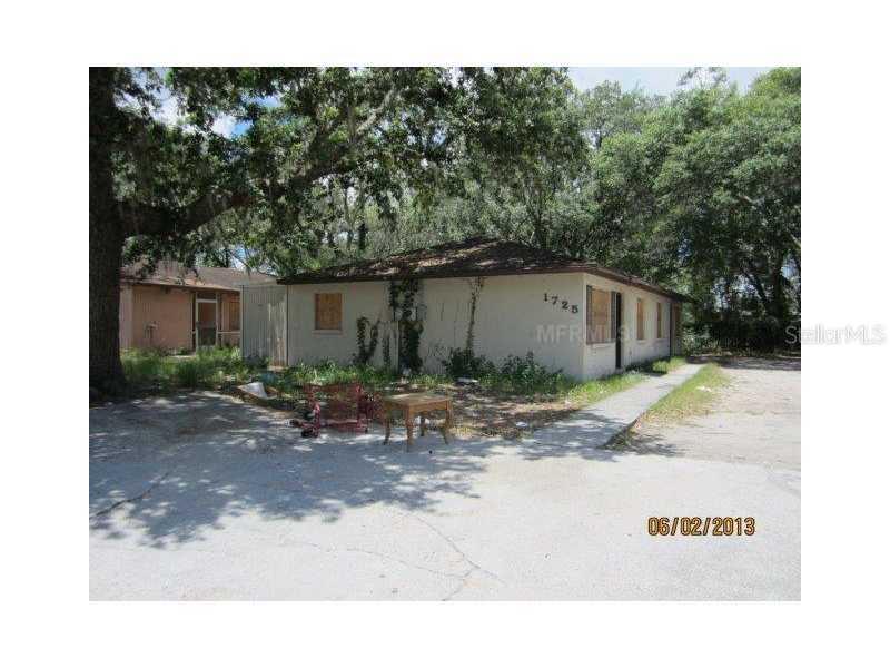 1725 Birchwood Cir., Leesburg, FL 34748