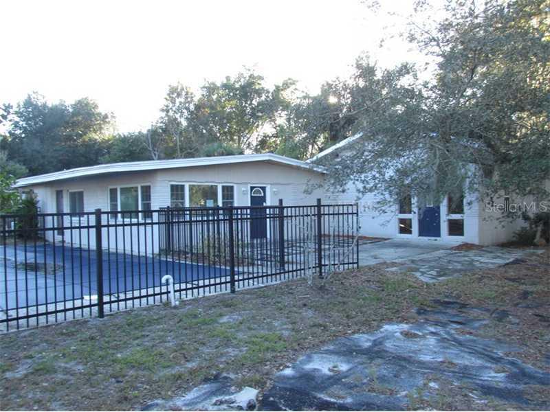 1998 Lake Dr., Casselberry, FL 32707