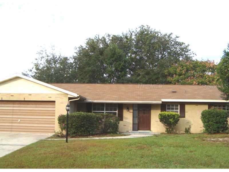 2096 Oldham Ave., Deltona, FL 32725