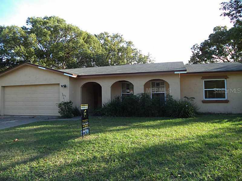 101 Clover Ln., Longwood, FL 32750