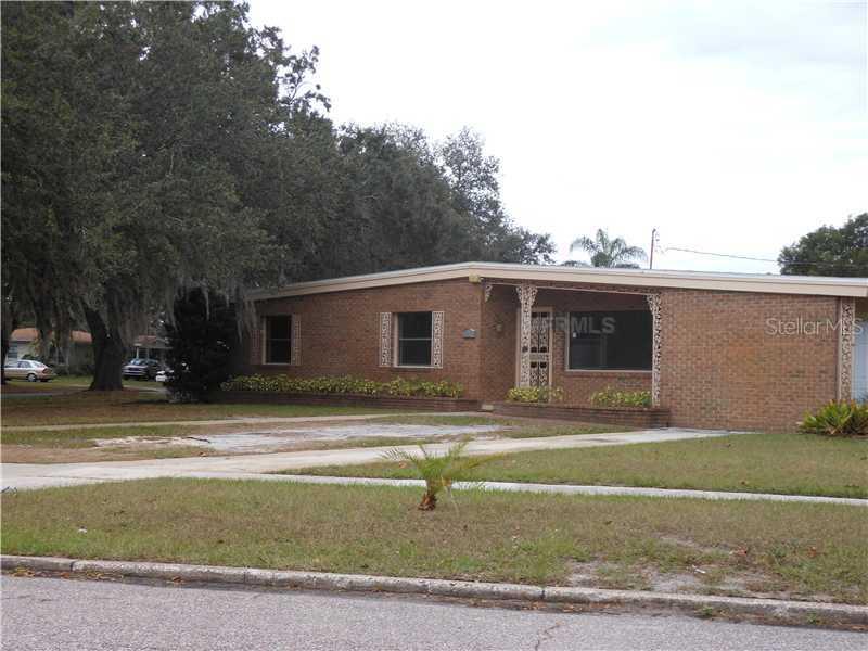 1811 Egan Dr., Orlando, FL 32822