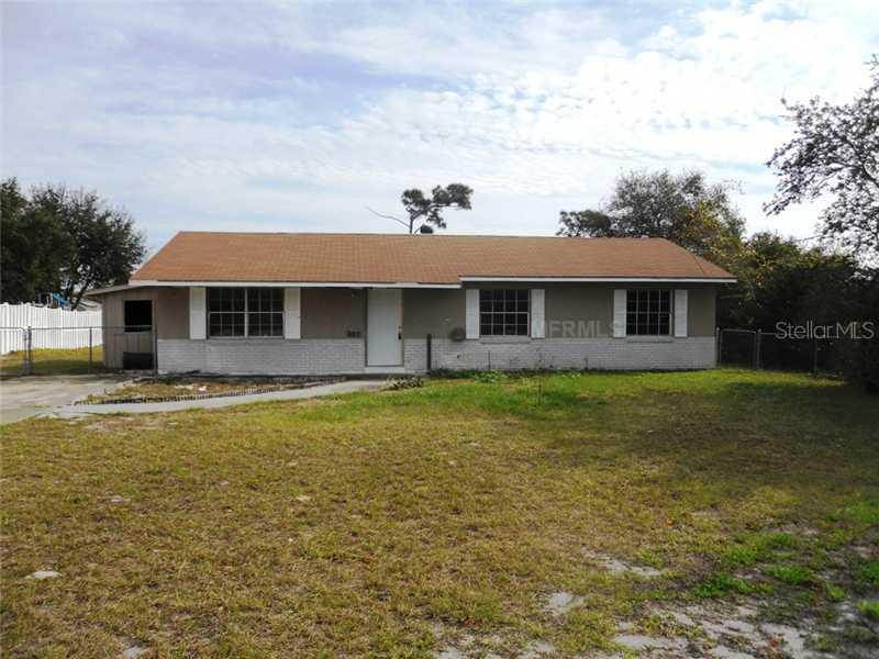 897 Hugo Ct., Deltona, FL 32738