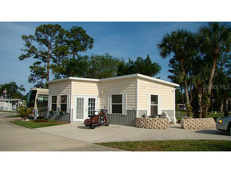 2015 Payne Stewart Dr. #206, Titusville, FL 32796