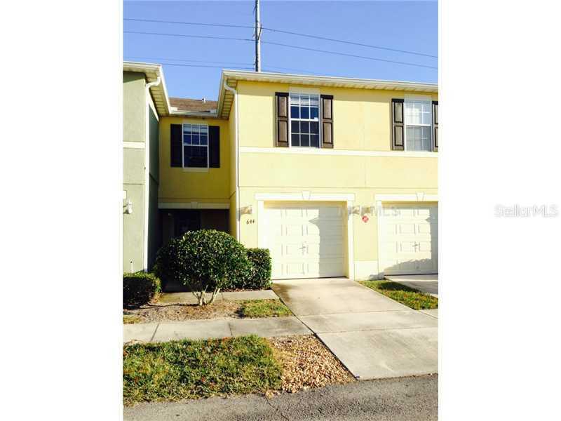 644 Cresting Oak Cir., Orlando, FL 32824