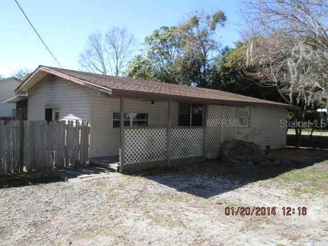 2420 Crescent Dr., Mount Dora, FL 32757
