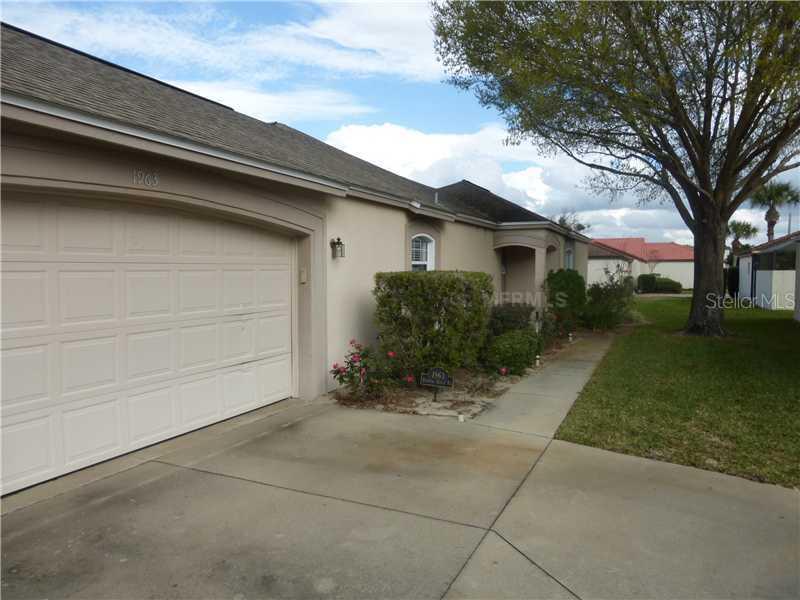 1963 Banning Beach Rd., Tavares, FL 32778