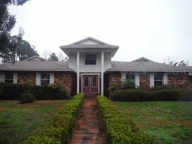 33140 Lakeshore Dr., Tavares, FL 32778