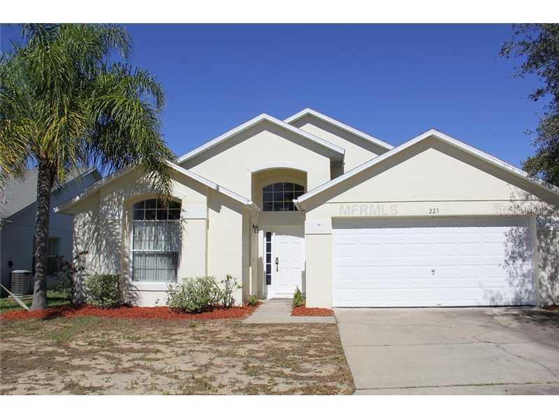 223 Lake Shore Pkwy., Davenport, FL 33896