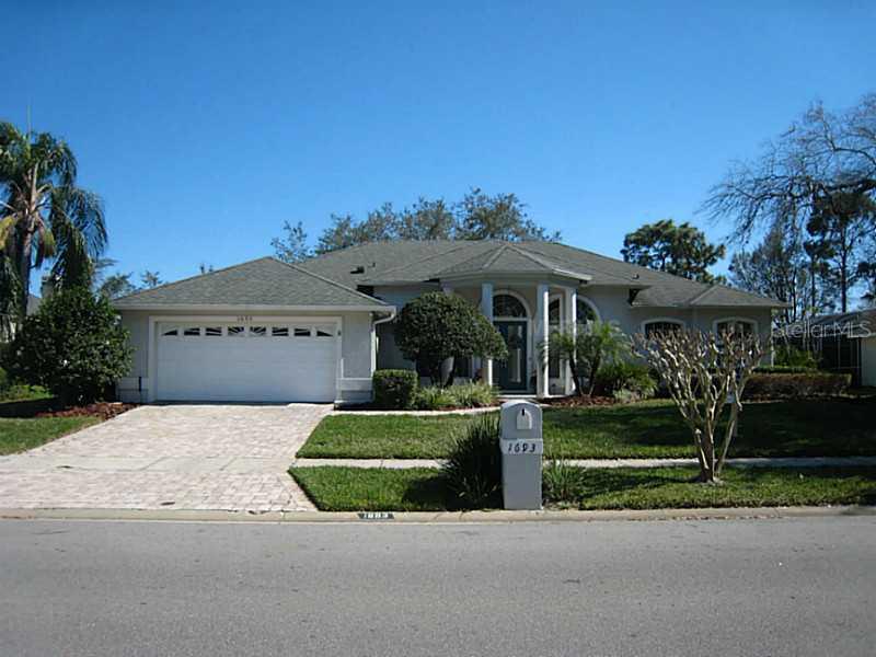 1693 Carillon Park Dr., Oviedo, FL 32765