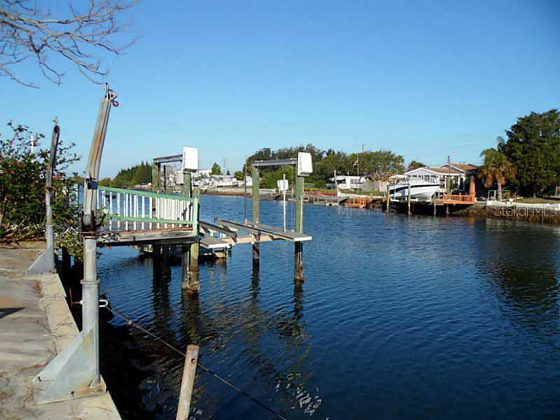 13142 Cabin Ct., Hudson, FL 34667