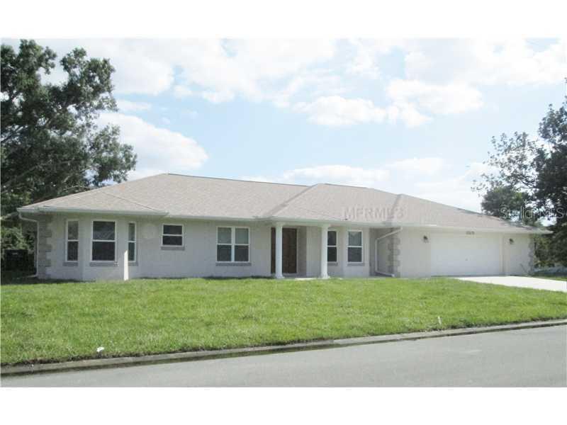 13070 Country Club Dr., Tavares, FL 32778