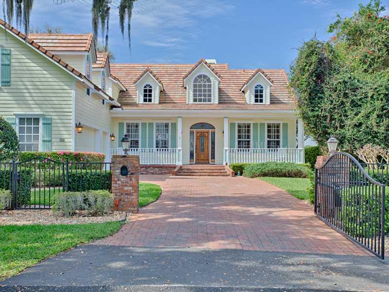 24 Pine St., Windermere, FL 34786