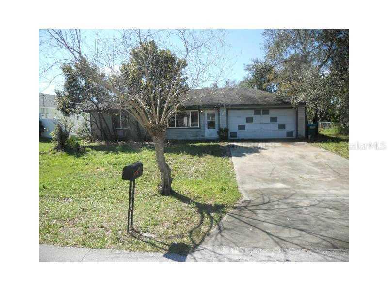 295 Garland St., Deltona, FL 32725