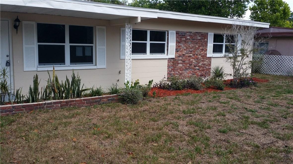 702 Gaston Foster Rd., Orlando, FL 32807