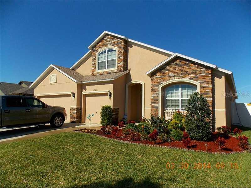 6906 Boulder Run Loop, Zephyrhills, FL 33545