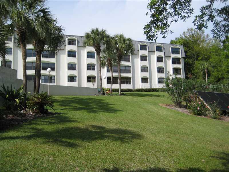 501 W Old Us Highway 441 #404, Mount Dora, FL 32757