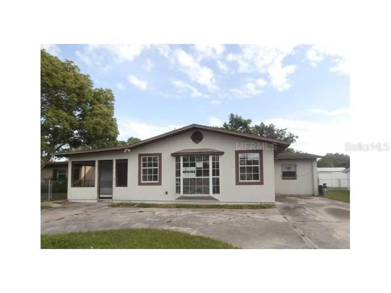 218 Palm Pl., Sanford, FL 32773