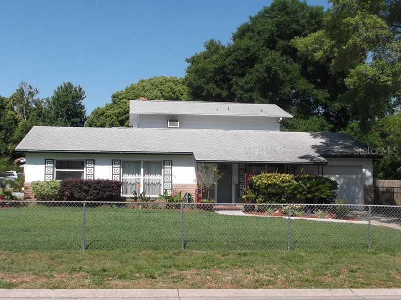 308 Adrienne Dr., Apopka, FL 32703