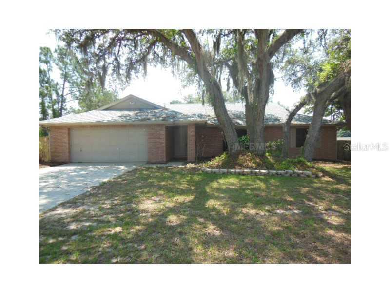 391 El Camino Dr., Deltona, FL 32738