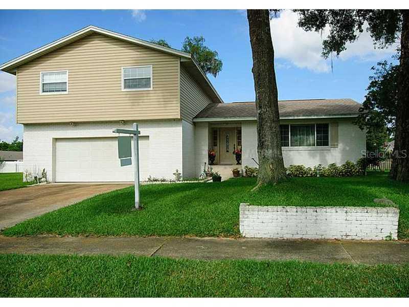 103 Maplewood Dr., Sanford, FL 32771