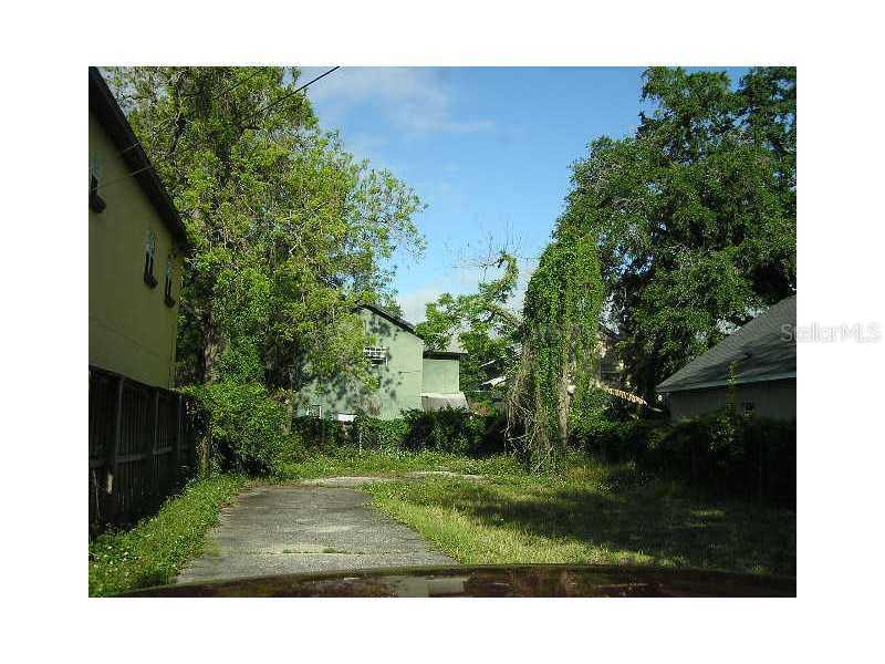 842 S Parramore Ave., Orlando, FL 32805