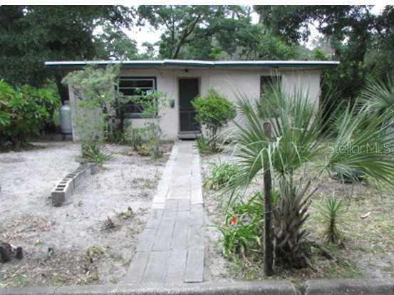 810 Eresken Ave., Orlando, FL 32805
