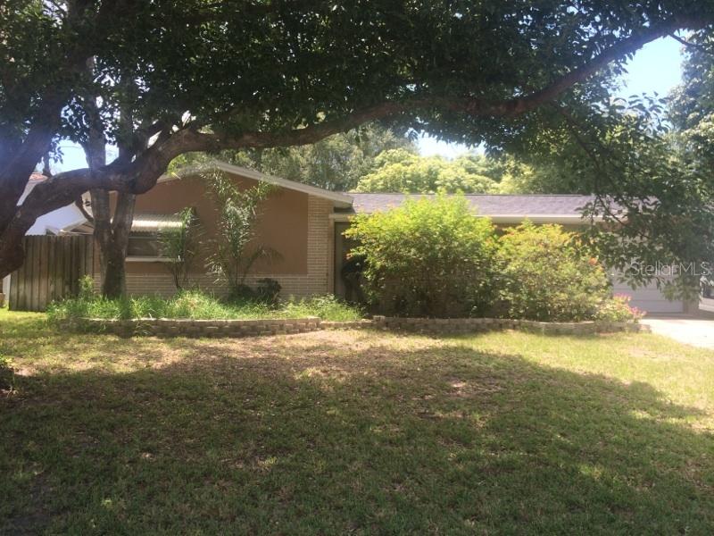 753 Barbara St., Palm Harbor, FL 34684