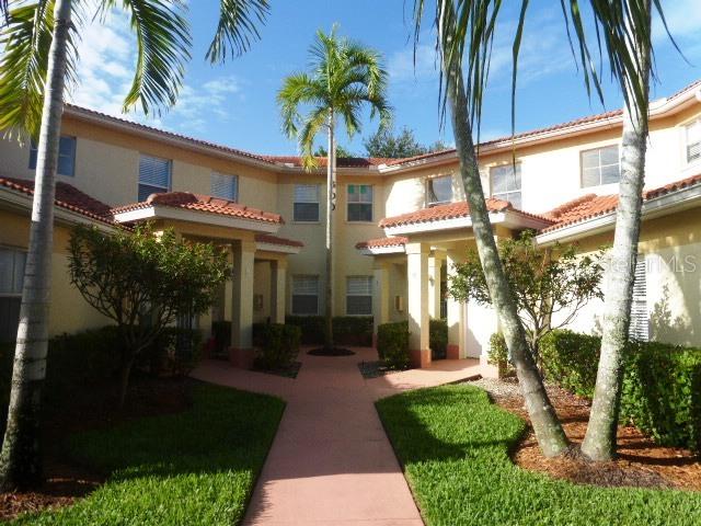 600 Diamond Cir. #606, Naples, FL 34110