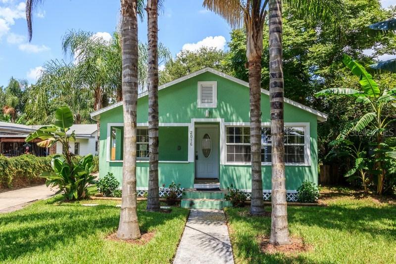 2016 Chamberlin St., Orlando, FL 32806